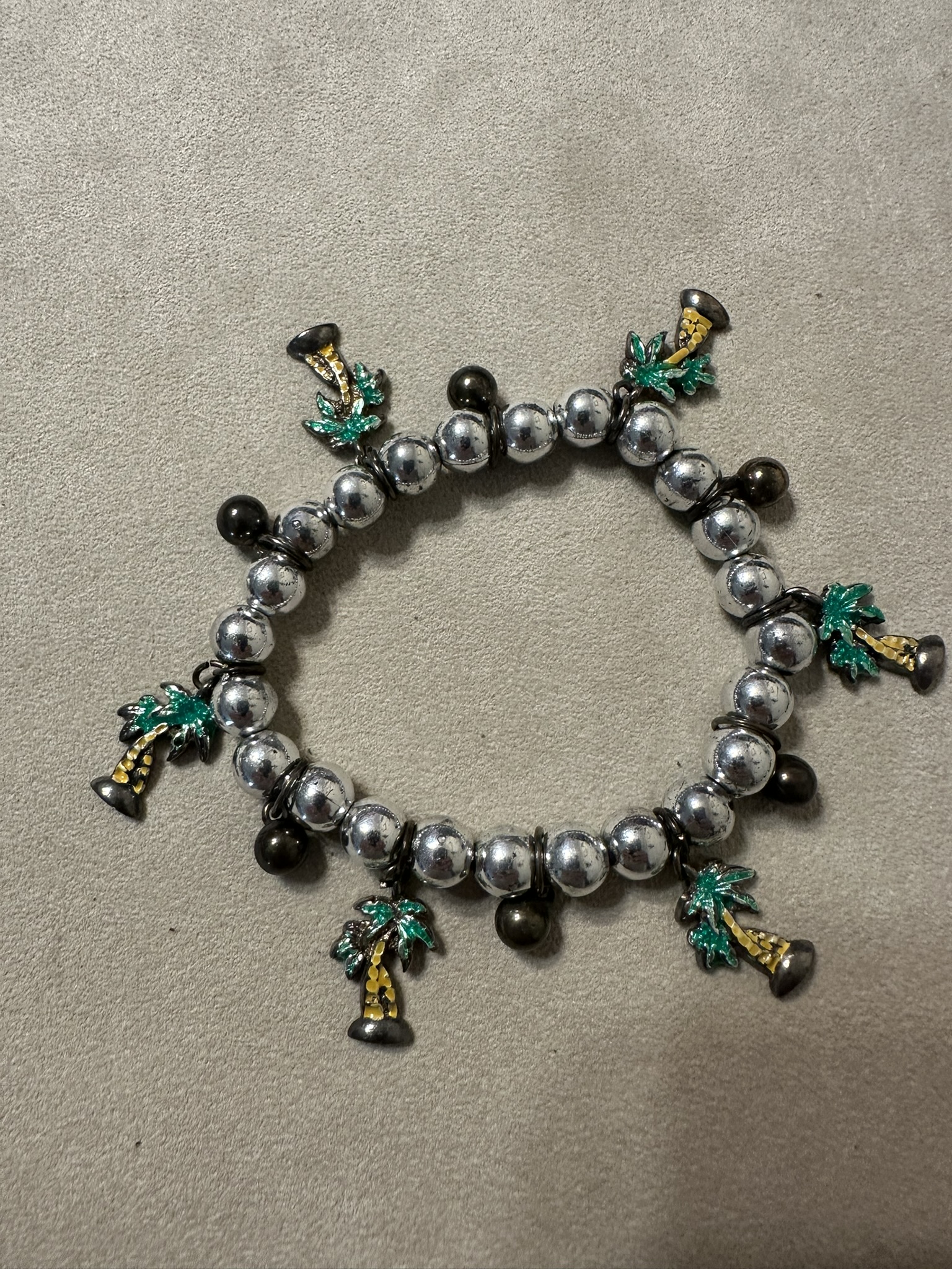 Palm Bracelete